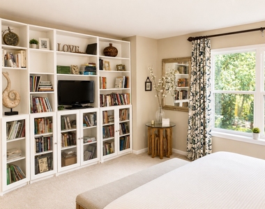 1582 Manhattan Street - Photo Thumbnail 6