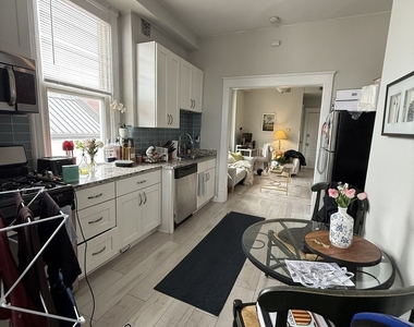 1653 N Halsted Street - Photo Thumbnail 6