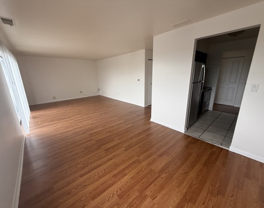 2300 N Harlem Avenue - Photo Thumbnail 5
