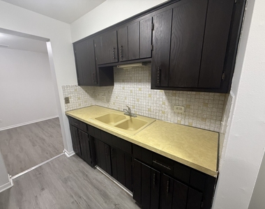 2300 N Harlem Avenue - Photo Thumbnail 27