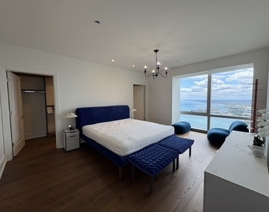 363 E Wacker Drive - Photo Thumbnail 9