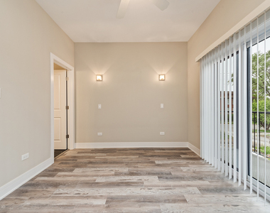 6534 S Maryland Avenue - Photo Thumbnail 9