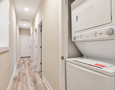 6534 S Maryland Avenue - Photo Thumbnail 11