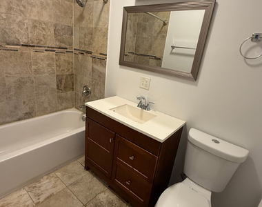 1715 E 70th Street - Photo Thumbnail 9