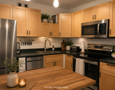 1660 N Lasalle Drive - Photo Thumbnail 2