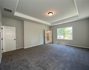 5037 Silver Fox Trail - Photo Thumbnail 17