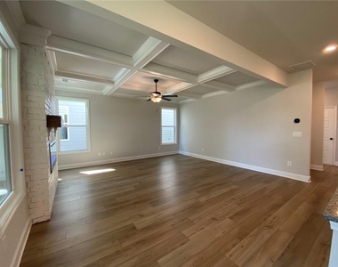 5037 Silver Fox Trail - Photo Thumbnail 10