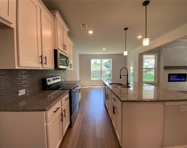 5037 Silver Fox Trail - Photo Thumbnail 9
