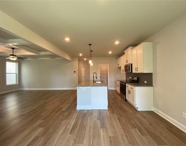 5037 Silver Fox Trail - Photo Thumbnail 6