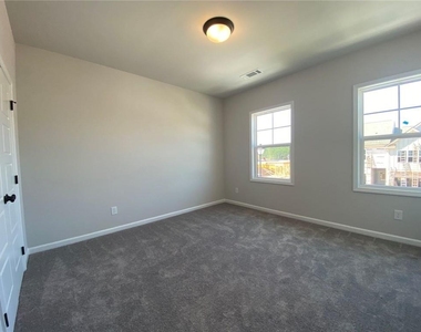 5037 Silver Fox Trail - Photo Thumbnail 29