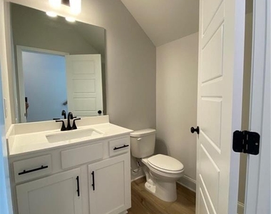 5037 Silver Fox Trail - Photo Thumbnail 12