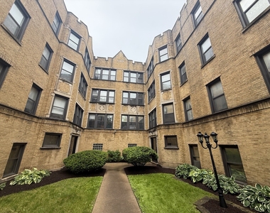 7353 N Damen Avenue - Photo Thumbnail 3