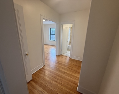 7353 N Damen Avenue - Photo Thumbnail 15