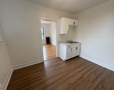 7353 N Damen Avenue - Photo Thumbnail 22