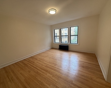 7353 N Damen Avenue - Photo Thumbnail 12