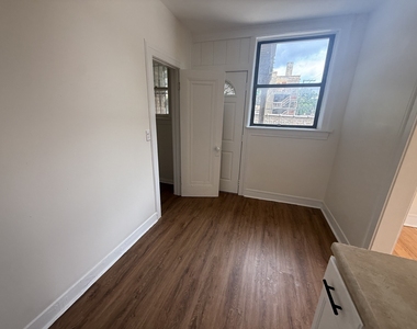 7353 N Damen Avenue - Photo Thumbnail 21