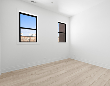 1331 W Taylor Street - Photo Thumbnail 11