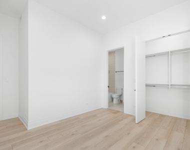 1331 W Taylor Street - Photo Thumbnail 17