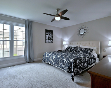 1475 Garnet Circle - Photo Thumbnail 16