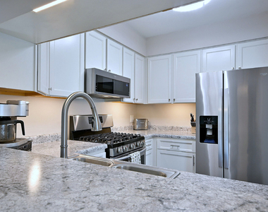 1475 Garnet Circle - Photo Thumbnail 8