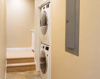340 Nell Court - Photo Thumbnail 33