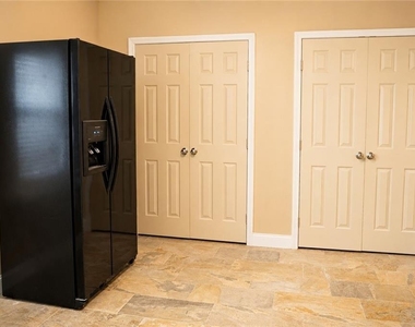 340 Nell Court - Photo Thumbnail 27