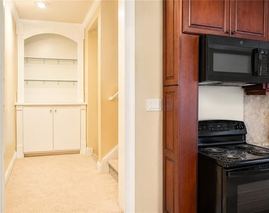 340 Nell Court - Photo Thumbnail 26