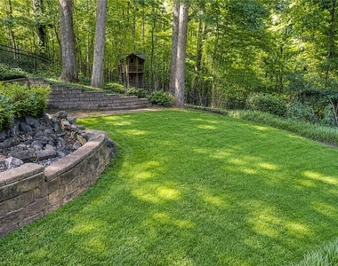 340 Nell Court - Photo Thumbnail 34