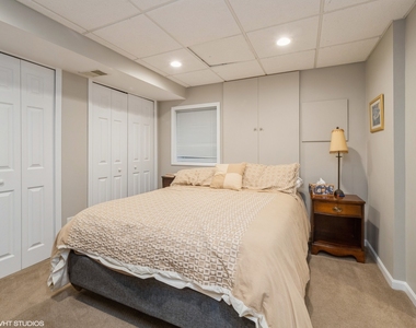445 Blue Ash Drive - Photo Thumbnail 15