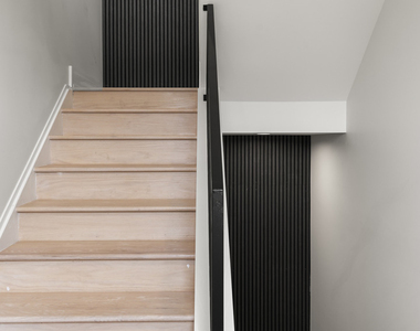416 E 50th Place - Photo Thumbnail 1