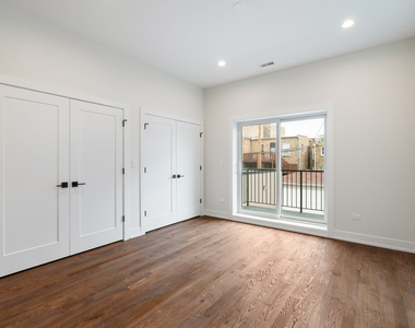 416 E 50th Place - Photo Thumbnail 17