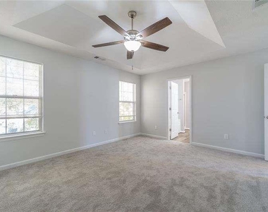 2716 Lake Park Ridge - Photo Thumbnail 26
