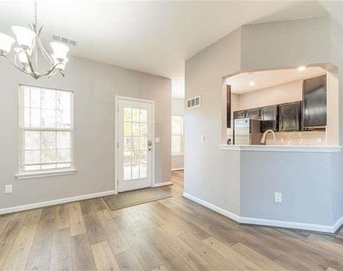 2716 Lake Park Ridge - Photo Thumbnail 9