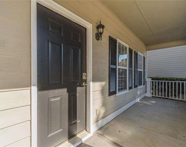 2716 Lake Park Ridge - Photo Thumbnail 4