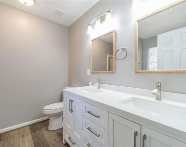 2716 Lake Park Ridge - Photo Thumbnail 27