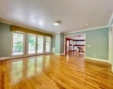 2396 Lavista Road Ne - Photo Thumbnail 10