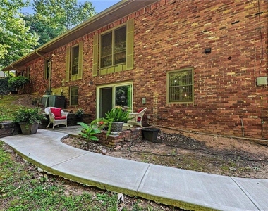 3084 Green Valley - Photo Thumbnail 14