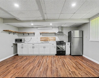 3084 Green Valley - Photo Thumbnail 11