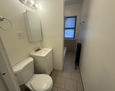 7353 N Damen Avenue - Photo Thumbnail 26