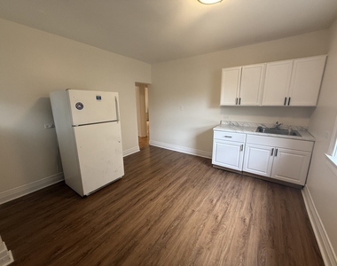 7353 N Damen Avenue - Photo Thumbnail 24