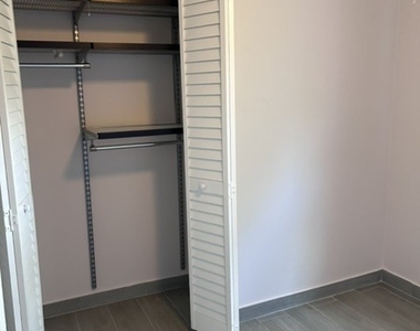 5045 Rochester Drive - Photo Thumbnail 4
