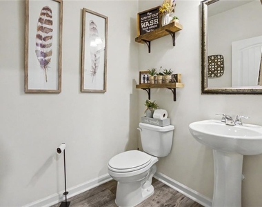 723 Woodstock Grove Drive - Photo Thumbnail 19