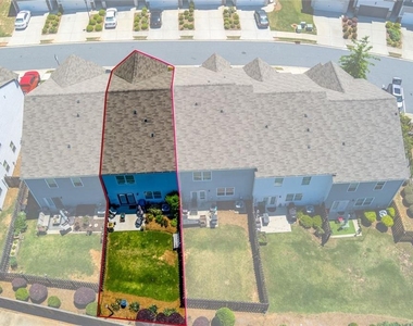 723 Woodstock Grove Drive - Photo Thumbnail 14
