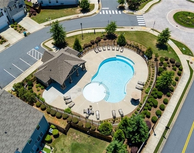 723 Woodstock Grove Drive - Photo Thumbnail 44