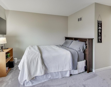 83 Thornhill Lane - Photo Thumbnail 17
