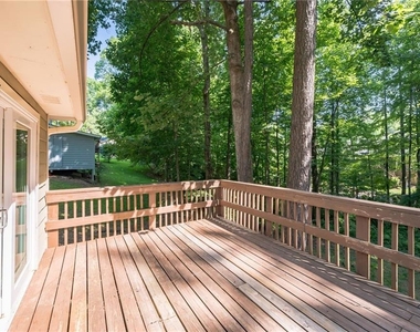4472 Old Mabry Place Ne - Photo Thumbnail 19