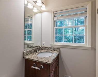 4472 Old Mabry Place Ne - Photo Thumbnail 14