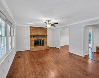 4472 Old Mabry Place Ne - Photo Thumbnail 4