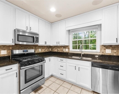 5667 Colton Drive - Photo Thumbnail 14