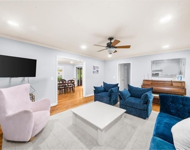5667 Colton Drive - Photo Thumbnail 19